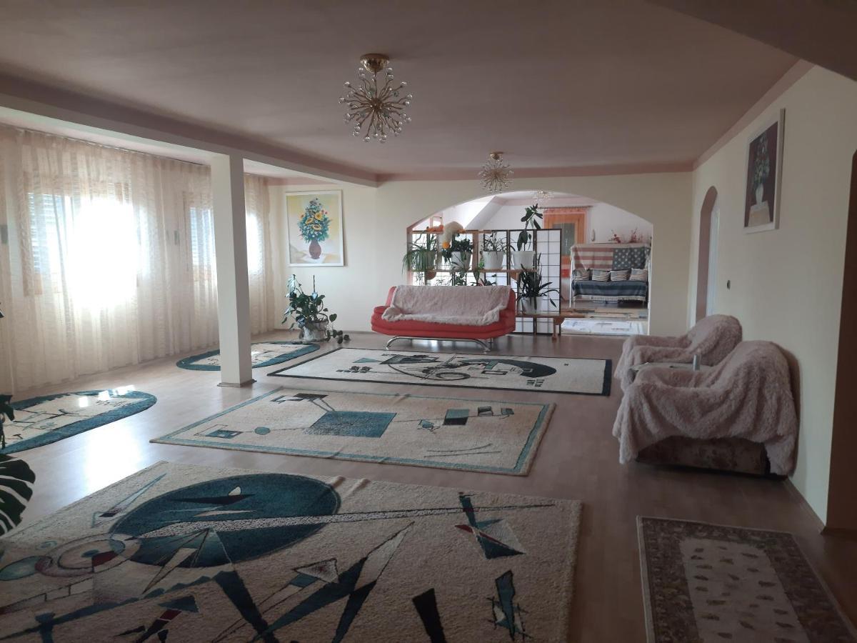 Antal Apartmans Lunca De Sus Kulcsoshaz Gyimesfelsolok المظهر الخارجي الصورة
