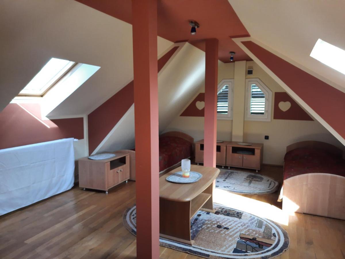 Antal Apartmans Lunca De Sus Kulcsoshaz Gyimesfelsolok المظهر الخارجي الصورة
